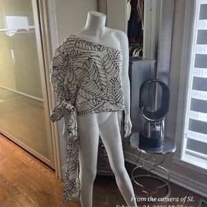 Fe Noel Black and White Leaf Print Blouse